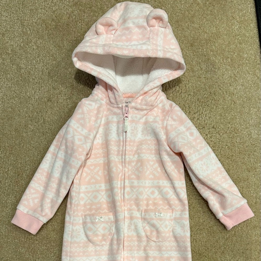 Carter’s Winter Onesie 18m